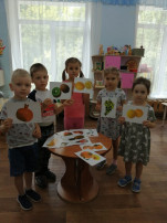 День лимонада День лимонада.